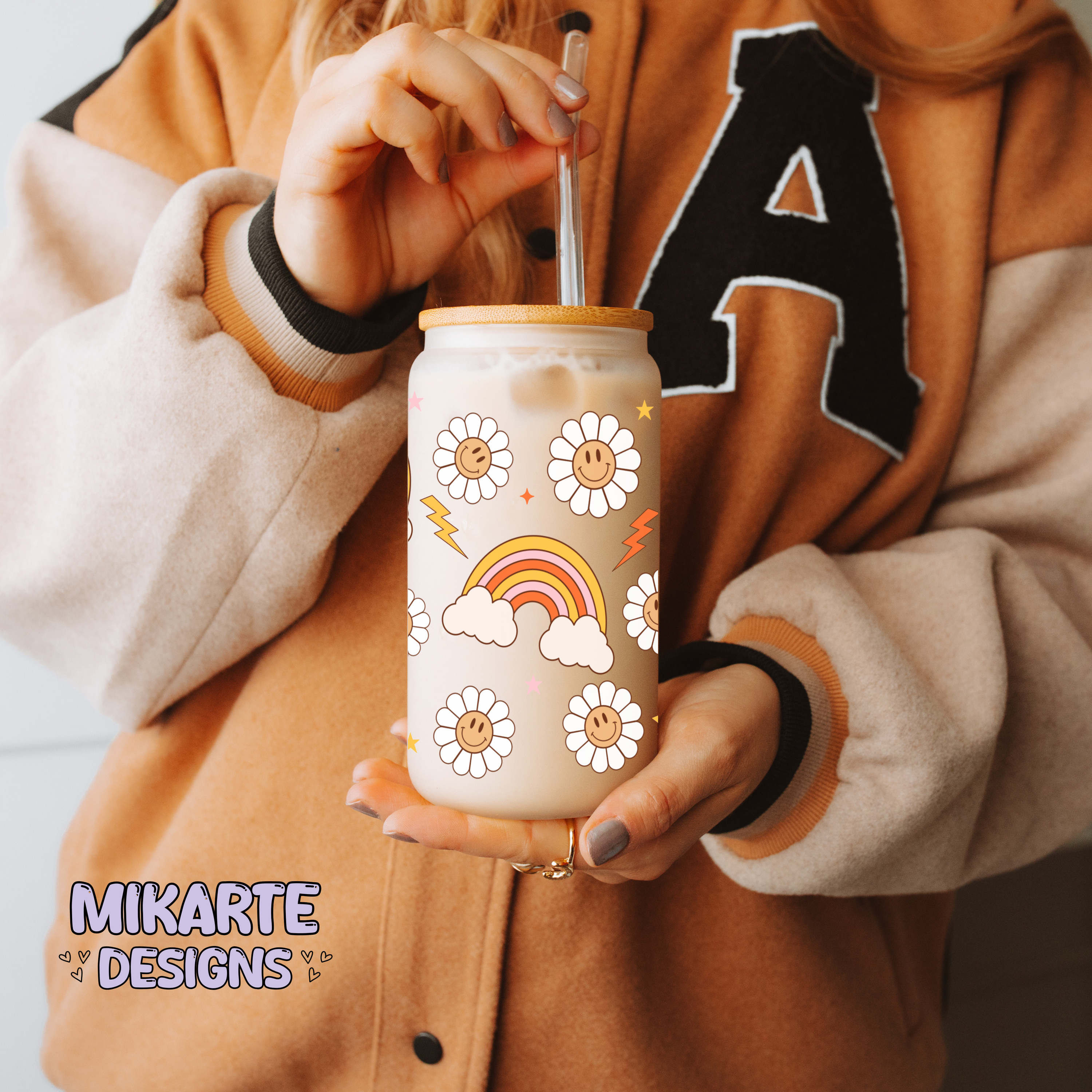Arcos iris y nubes | Diseño digital PNG de vaso de vidrio de 16oz