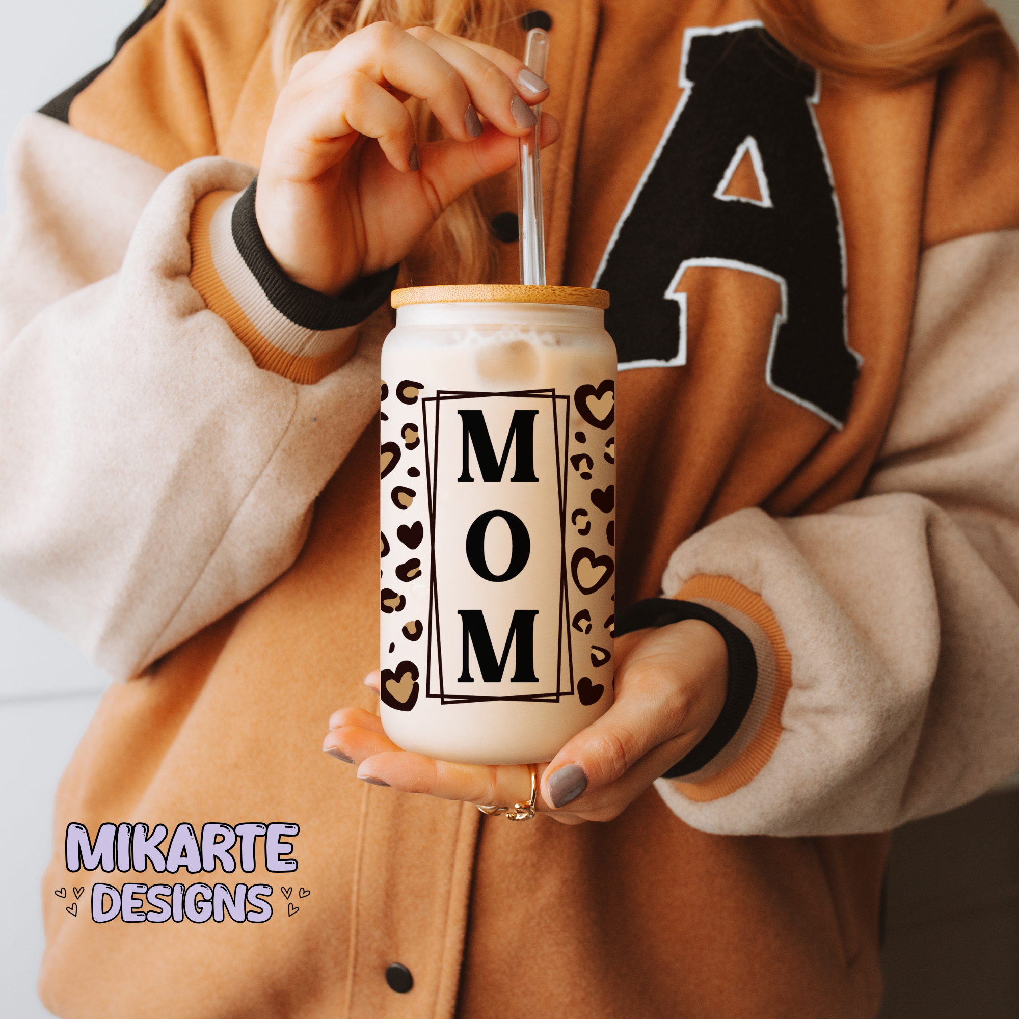 Mamá Animal print | Diseño digital PNG de vaso de vidrio de 16oz