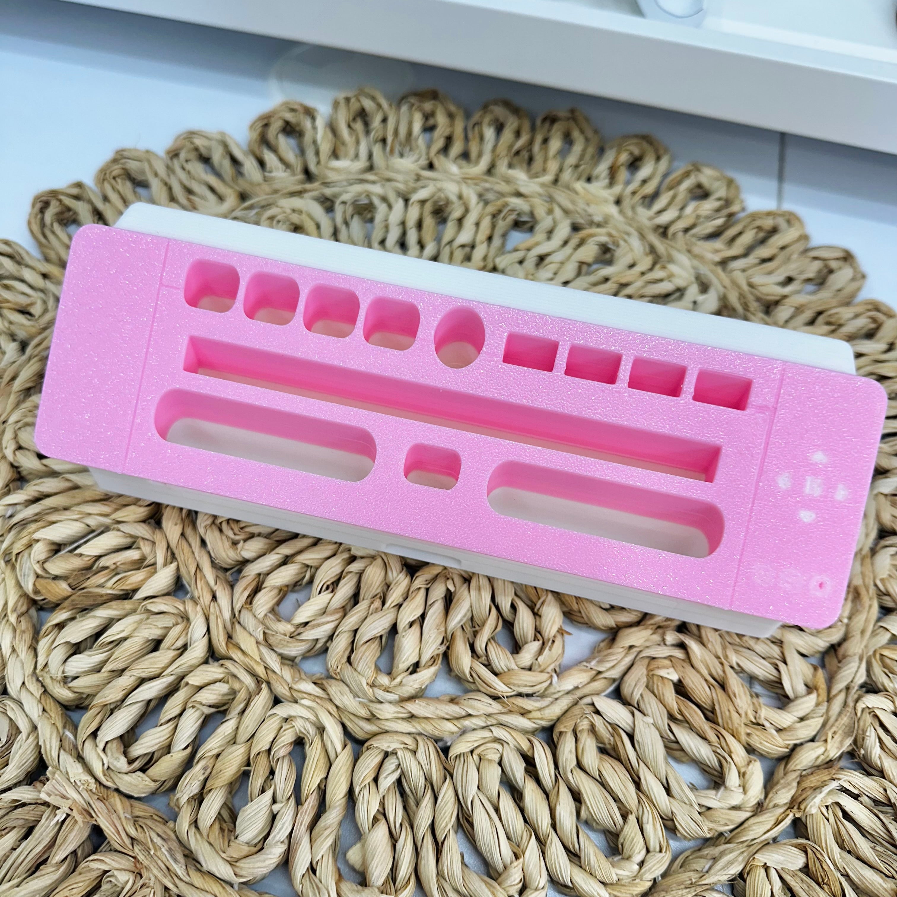 Cameo tool organizer