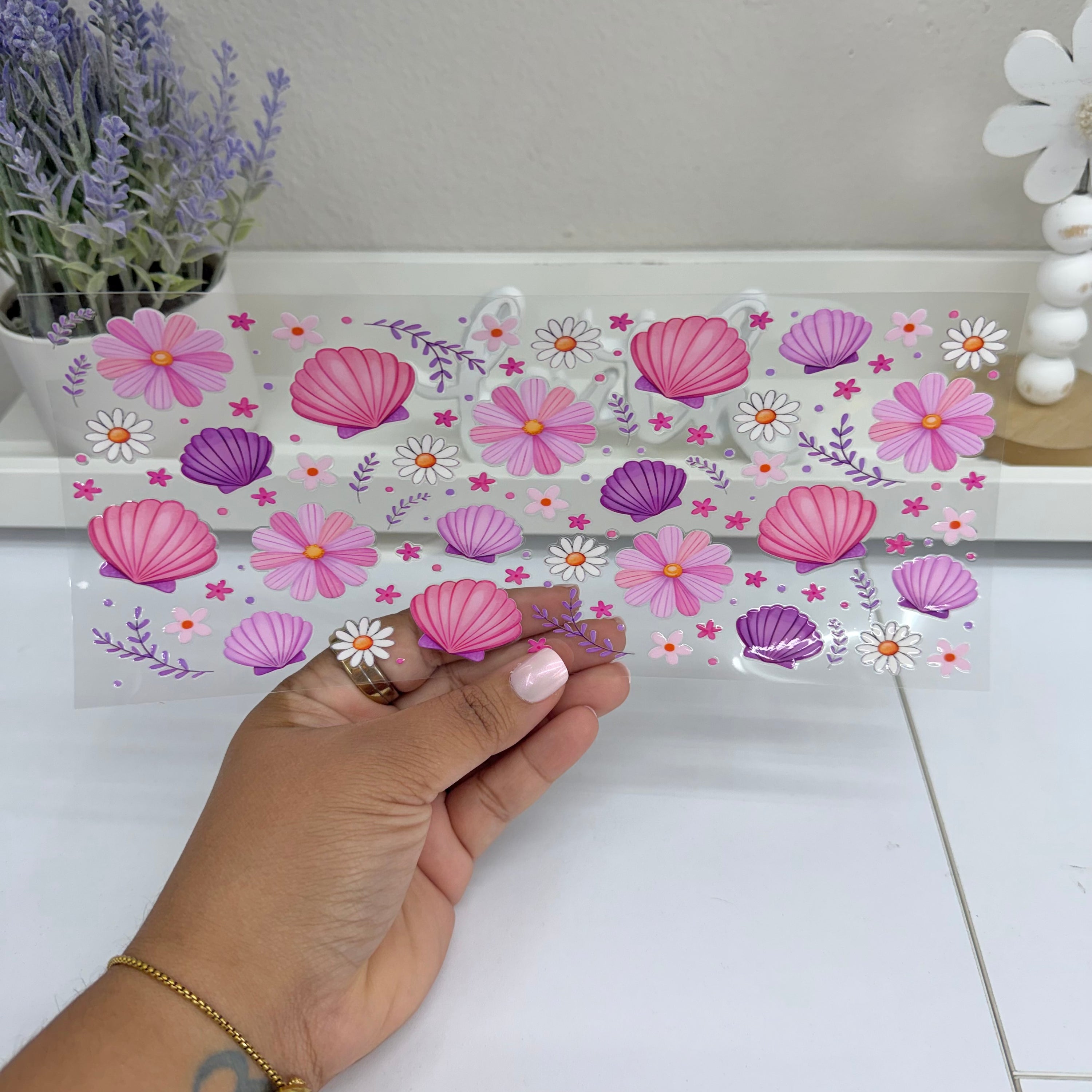 Purple Seashells Daisy | UV DTF