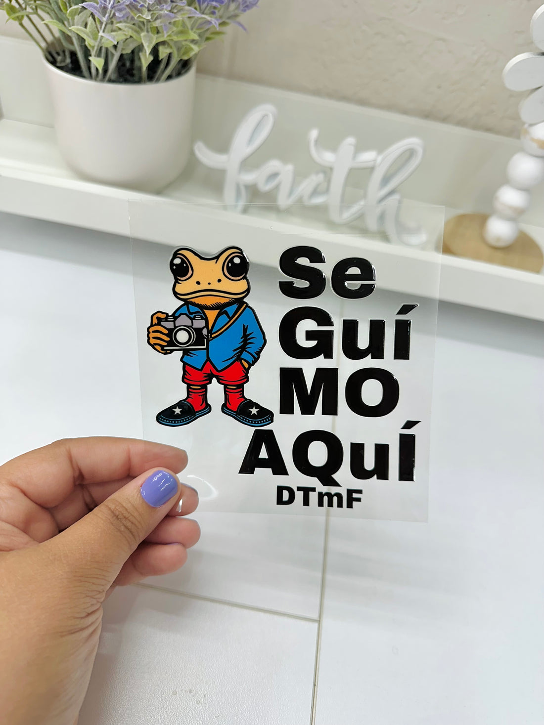 Seguimo aqui | UV DTF Decal