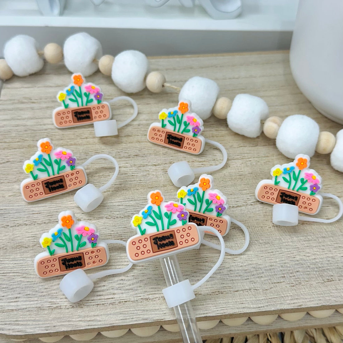 Jesus Heals | Straw Topper