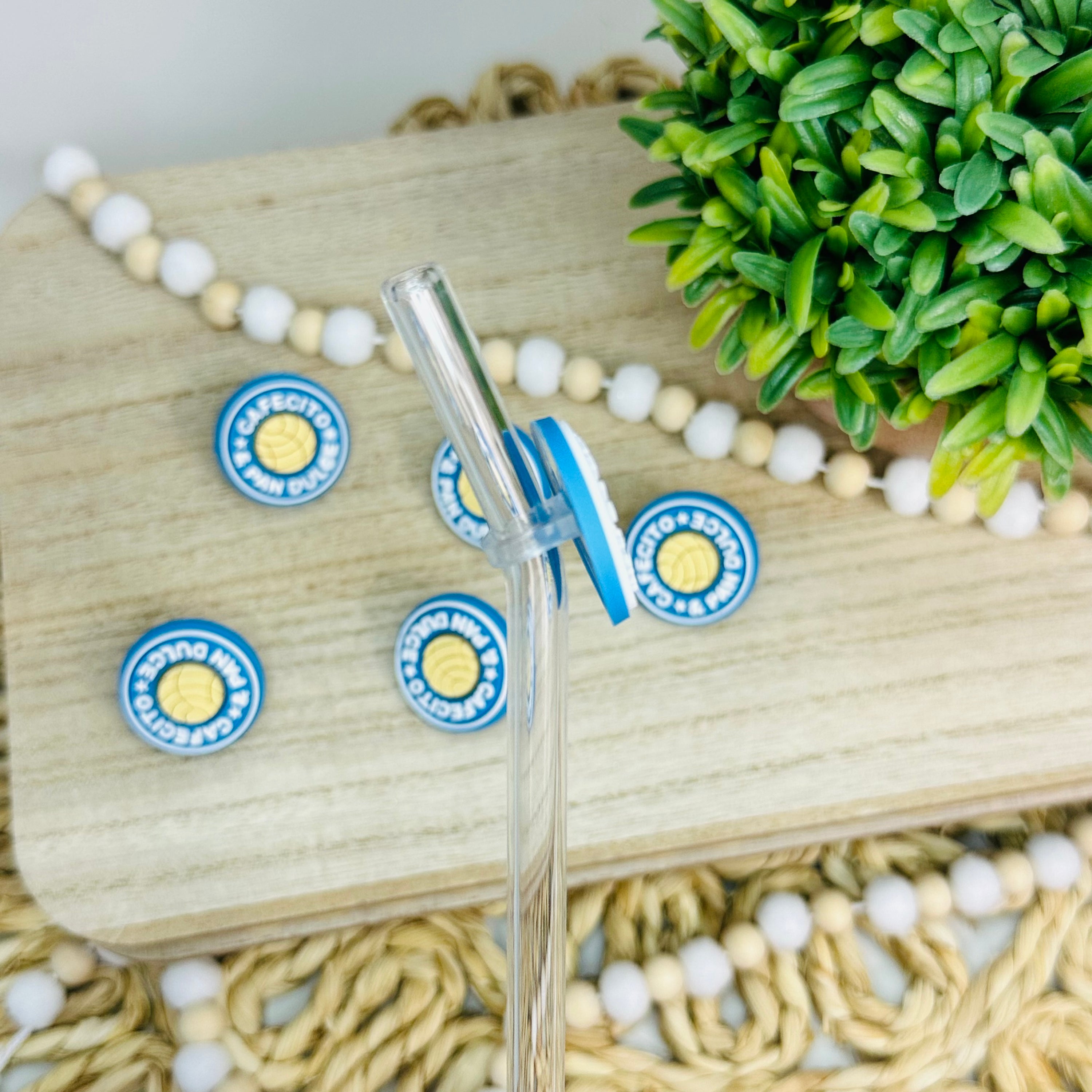 Cafecito y Pan Dulce | Straw Charms