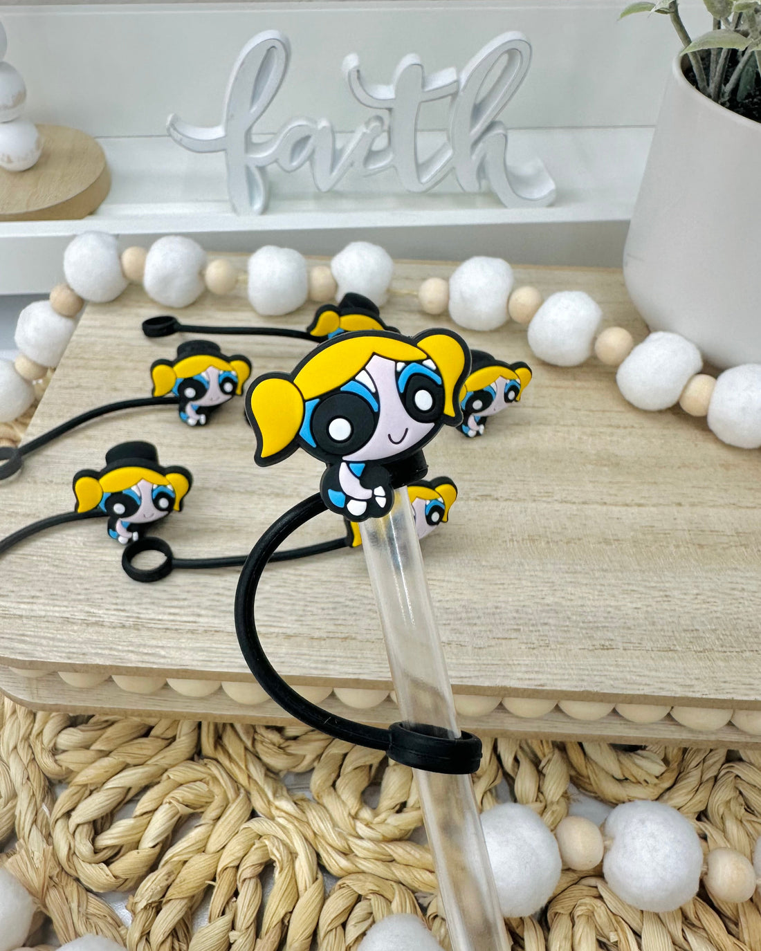 Blue Girl | Straw Topper