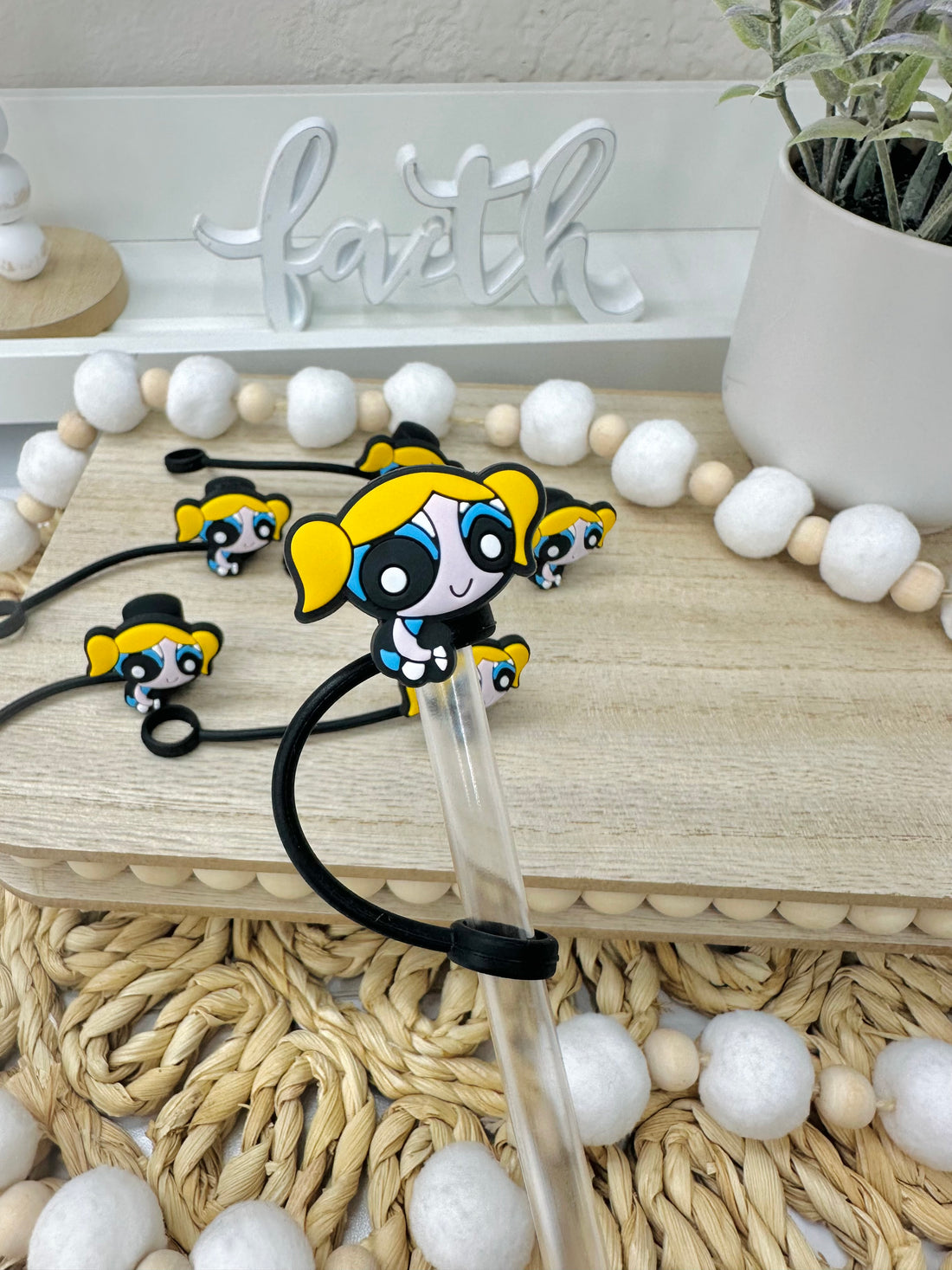 Yellow Girl | Straw Topper