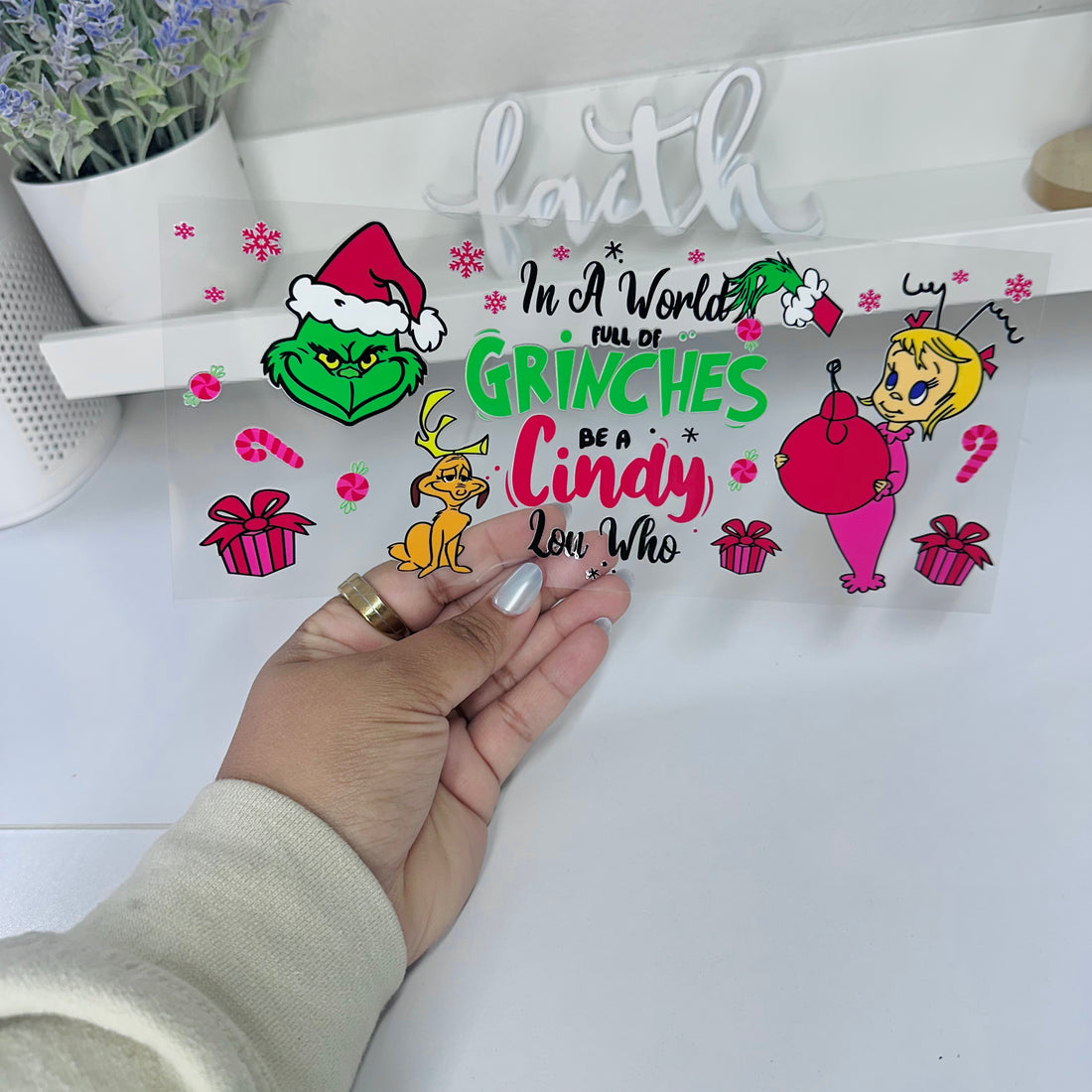 Grinches Cindy | UV DTF