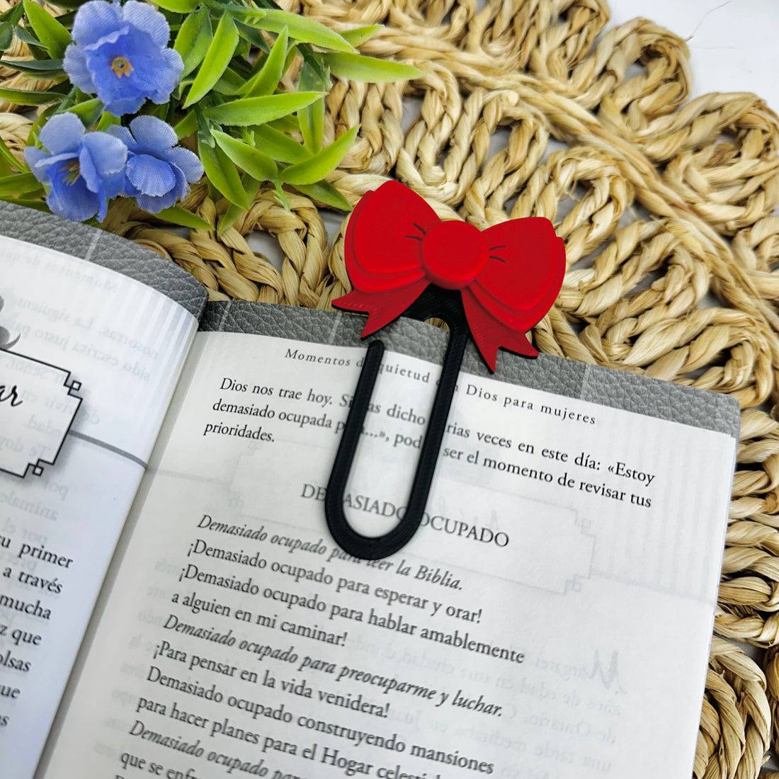 Bow Beautiful Paper Clip / Bookmark