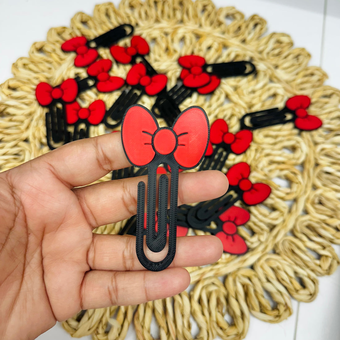 Red Bow Paper Clip / Bookmark